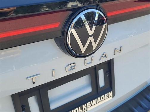 2025 Volkswagen Tiguan 2.0T S