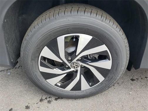 2025 Volkswagen Tiguan 2.0T S