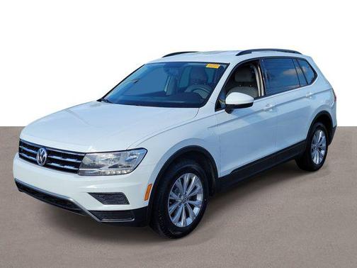 Pure White 2018 Volkswagen Tiguan 2.0T S