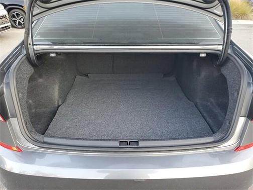 2022 Volkswagen Passat 2.0T R-Line