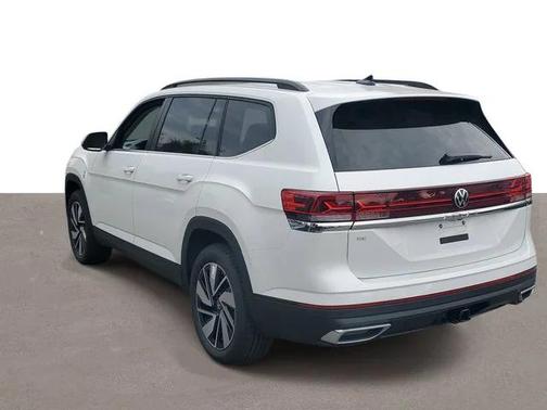 White 2026 Volkswagen Atlas 2.0T SE w/Technology