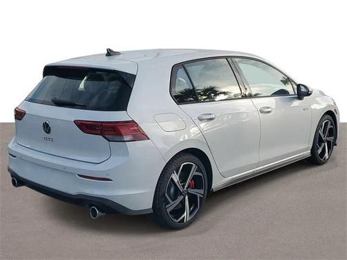 2026 Volkswagen Golf GTI 2.0T SE DSG
