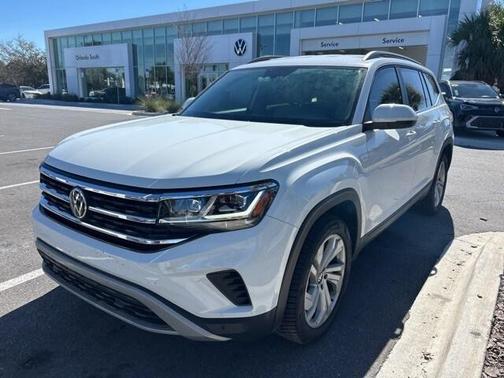 2022 Volkswagen Atlas 2.0T SE w/Technology