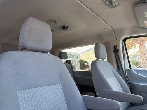 2017 Ford Transit-350 XLT