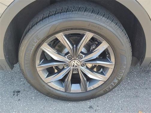 2022 Volkswagen Tiguan 2.0T SE 4MOTION