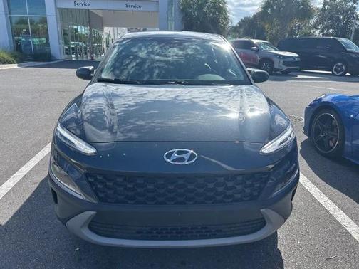 2022 Hyundai KONA SE