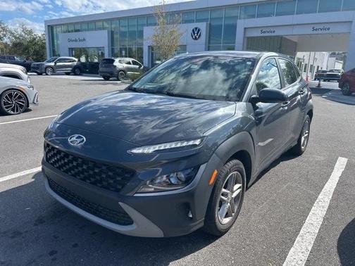 2022 Hyundai KONA SE