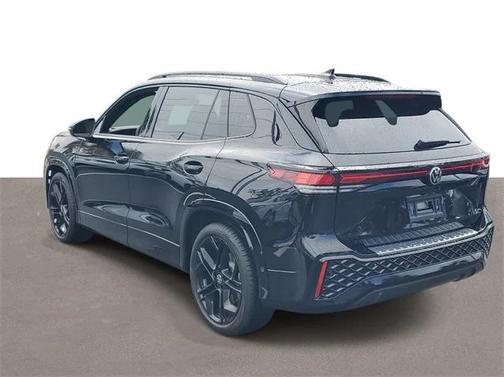 2025 Volkswagen Tiguan 2.0T SE R-Line Black