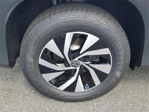 2025 Volkswagen Tiguan 2.0T S