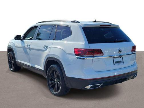 Pure White 2023 Volkswagen Atlas 3.6L SE w/Technology