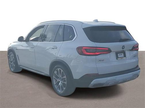 2023 BMW X5 PHEV xDrive45e