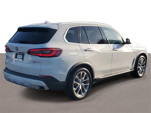 2023 BMW X5 PHEV xDrive45e