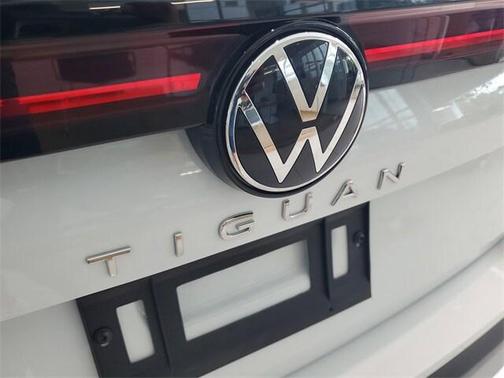 2025 Volkswagen Tiguan 2.0T S
