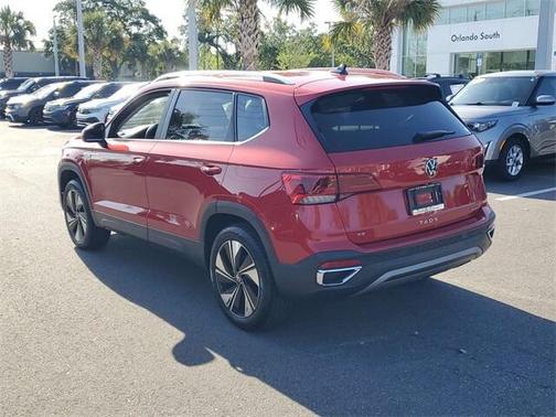 2024 Volkswagen Taos 1.5T SE