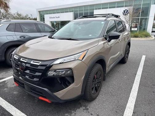 2025 Nissan Rogue Rock Creek