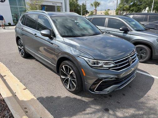 2024 Volkswagen Tiguan 2.0T SEL R-Line 4MOTION