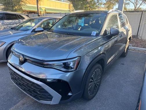 2025 Volkswagen Taos 1.5T SE