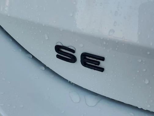 White 2026 Volkswagen Tiguan 2.0T SE R-Line Black