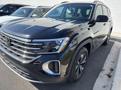 2025 Volkswagen Atlas 2.0T SE