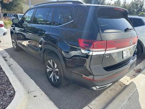 2025 Volkswagen Atlas 2.0T SE