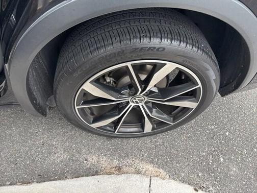 2022 Volkswagen Tiguan 2.0T SEL R-Line 4MOTION