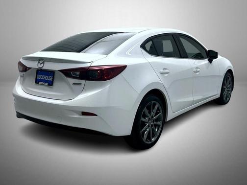 2018 Mazda Mazda3 Touring