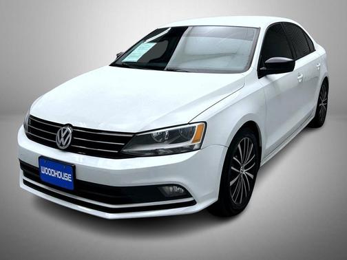 2015 Volkswagen Jetta 1.8T Sport