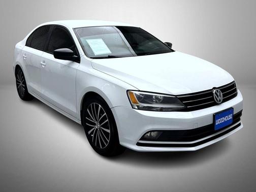 2015 Volkswagen Jetta 1.8T Sport