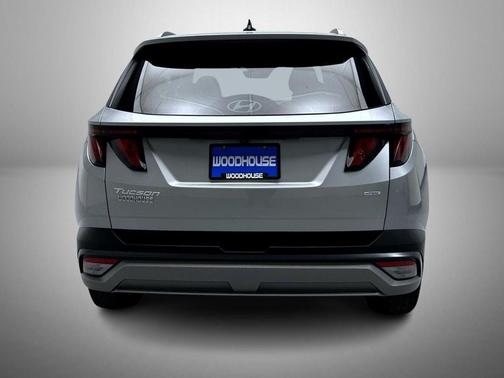 Shimmering Silver 2025 Hyundai TUCSON SEL