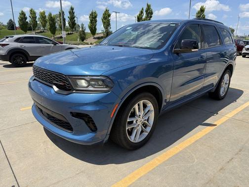 Frostbite Pearlcoat 2025 Dodge Durango GT Plus