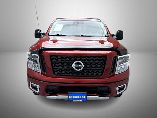 2017 Nissan Titan PRO-4X