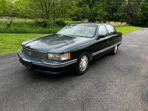 Black 1995 Cadillac DeVille Concours