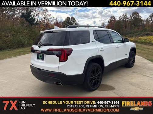 2023 GMC Acadia SLE