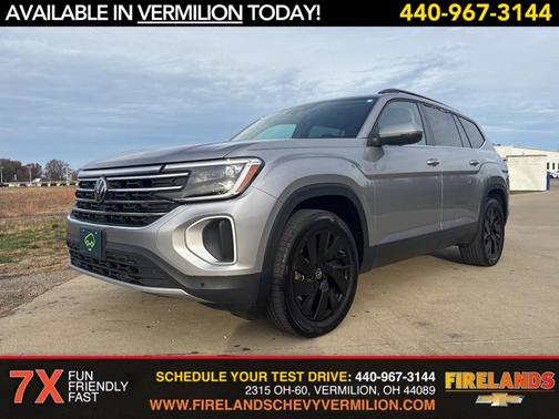 2025 Volkswagen Atlas 2.0T SE w/Technology