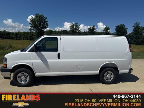 2025 Chevrolet Express 2500 Work Van