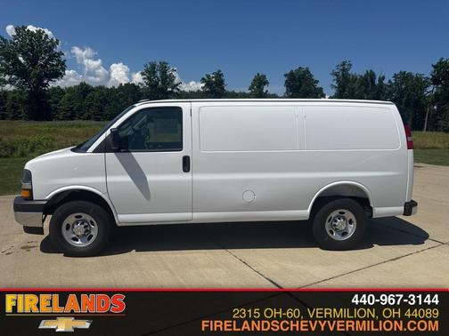 2025 Chevrolet Express 2500 Work Van