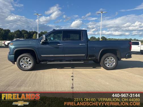 2025 Chevrolet Silverado 3500 High Country