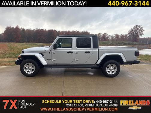 2022 Jeep Gladiator Sport