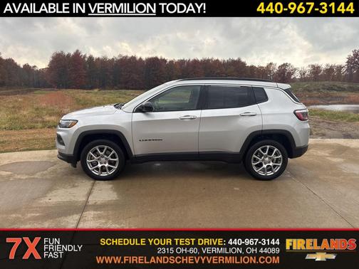 2024 Jeep Compass Latitude Lux