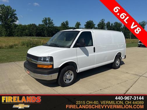 2025 Chevrolet Express 2500 Work Van