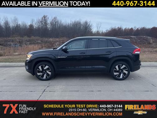 2025 Volkswagen Atlas Cross Sport 2.0T SE w/Technology