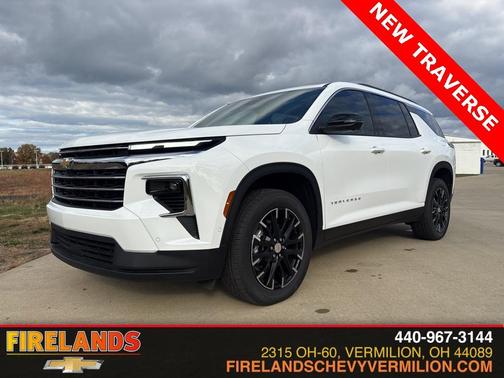 2025 Chevrolet Traverse LT