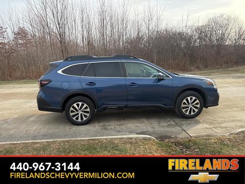 2022 Subaru Outback Premium