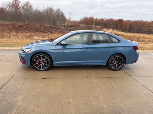 2025 Volkswagen Jetta GLI 2.0T Autobahn