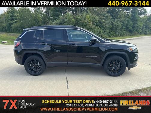 2022 Jeep Compass Latitude Lux