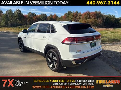 2024 Volkswagen Atlas Cross Sport 2.0T SE w/Technology