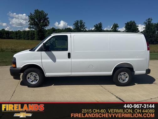 2025 Chevrolet Express 2500 Work Van