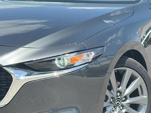 2025 Mazda Mazda3 FWD w/Preferred Package
