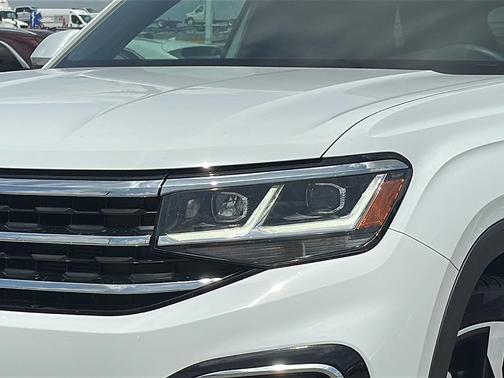 2021 Volkswagen Atlas Cross Sport 3.6L V6 SEL Premium R-Line