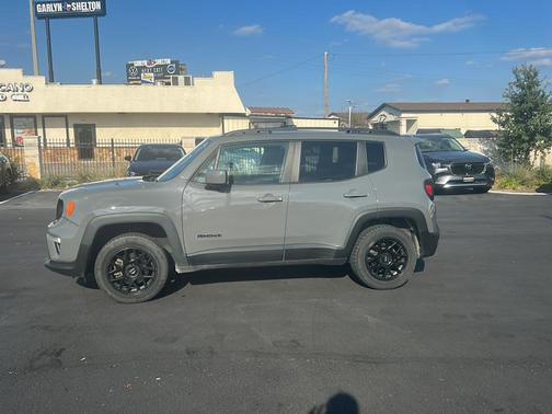 2019 Jeep Renegade Latitude